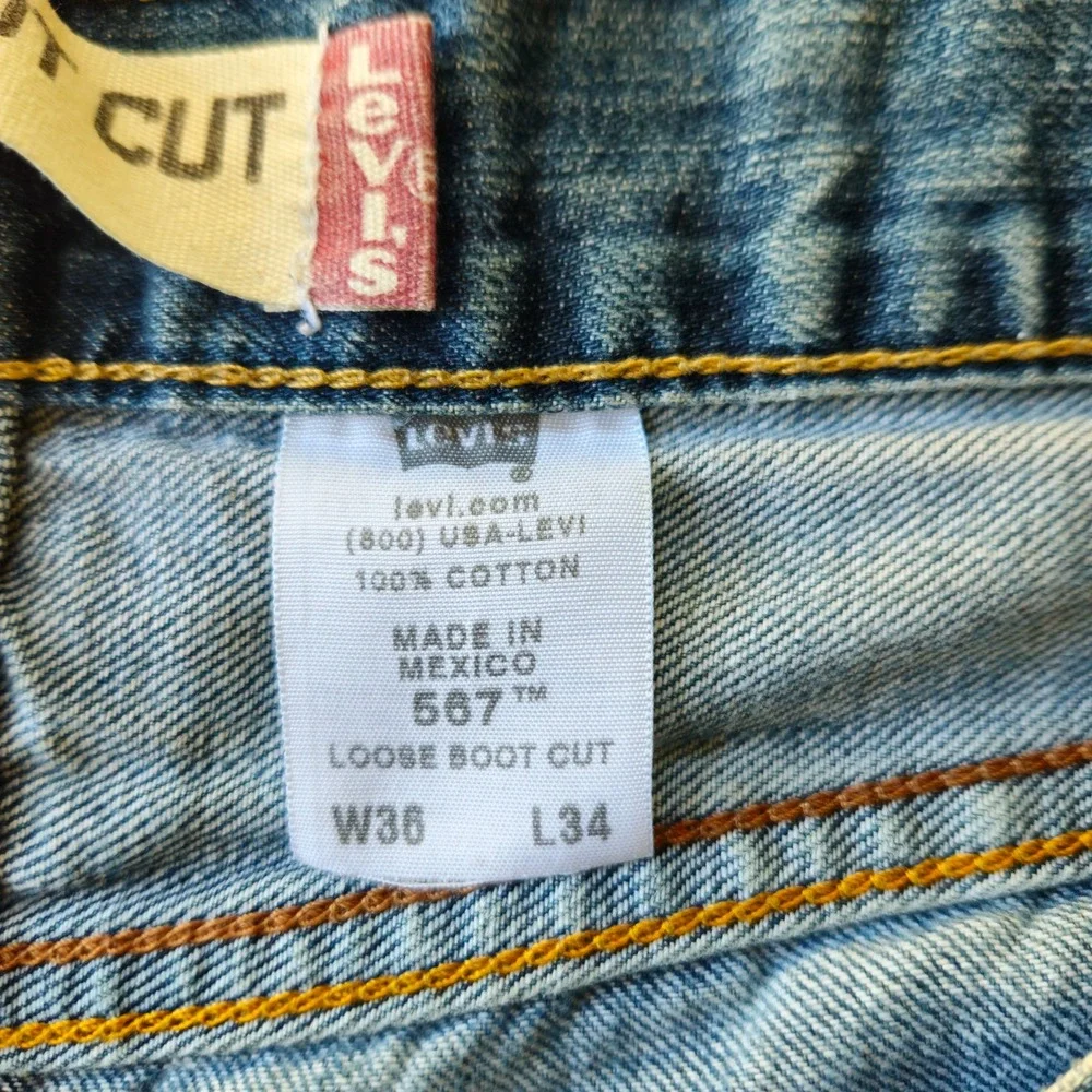 Vintage Levi's 567 Loose Boot Cut Jeans Button Fly Raw Hem Label 36x34 Act 34x31